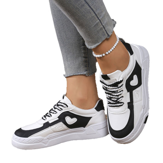 Damen Sneakers mit herzförmigem Design und dämpfender Sohle EB