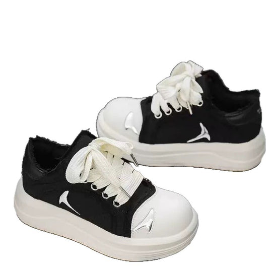 Damen Hochwertige Sneaker mit innovativer Schnürdetails und bequemer Dämpfung EB
