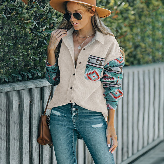 Damen Cord‑Hemdenjacke mit gemusterten Strickärmeln und aufgesetzter Brusttasche EB