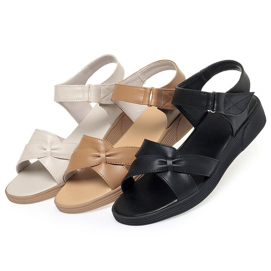 Damen Komfortable Riemchen-Sandalen mit verstellbarem Verschluss und eleganter Schleife EB