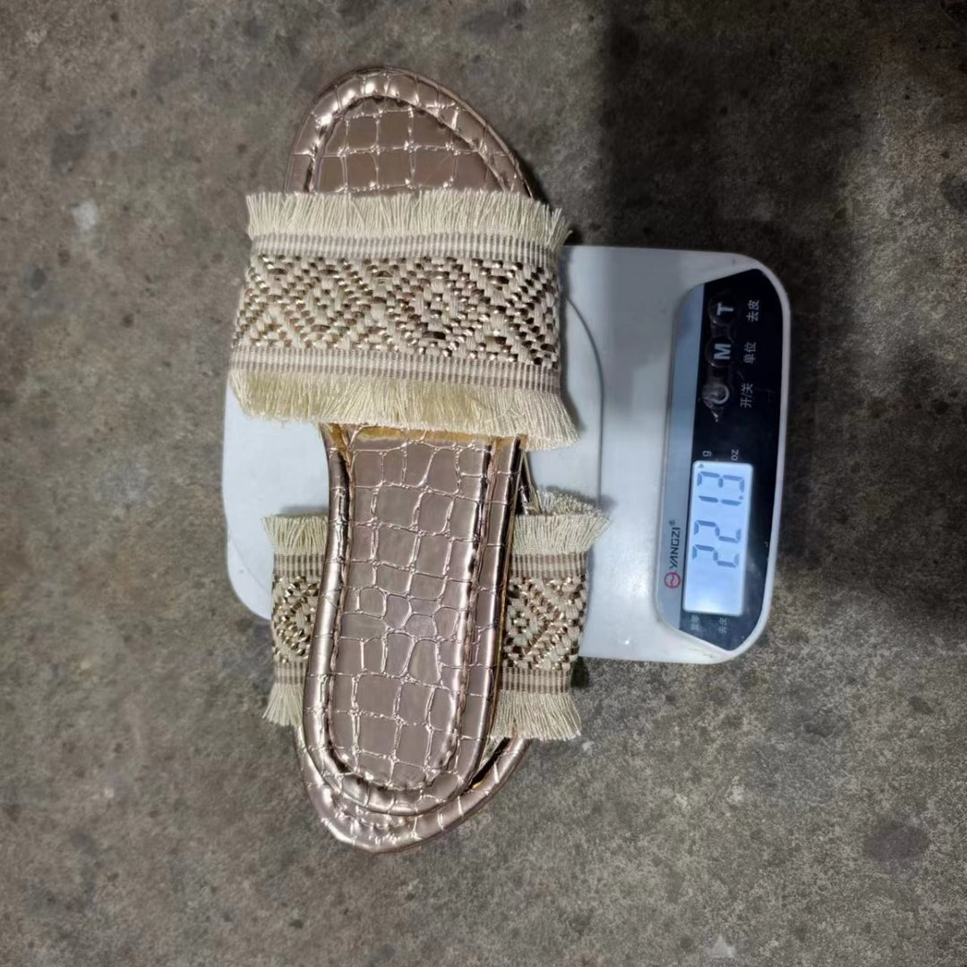 Damen modische Clogs mit fransigem Design und einzigartigem Muster EB
