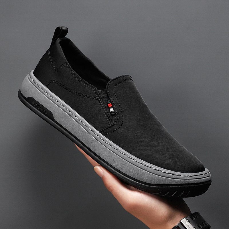 Damen Slip-On Sneakers mit atmungsaktiver Oberflächenstruktur EB