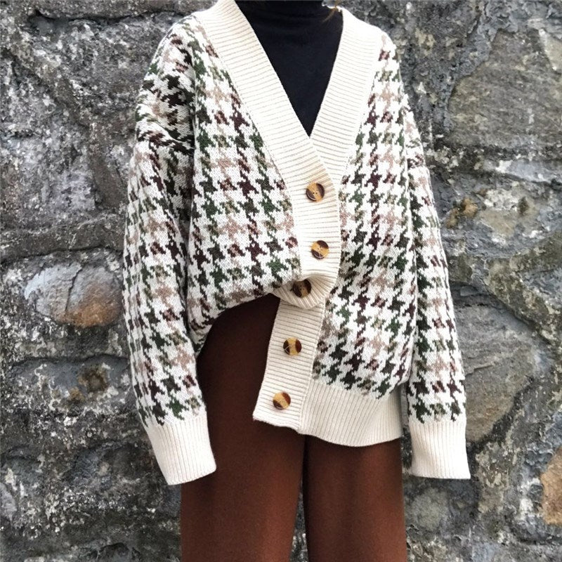 Damen Strickjacke im Hahnentrittmuster mit dekorativen Knöpfen EB