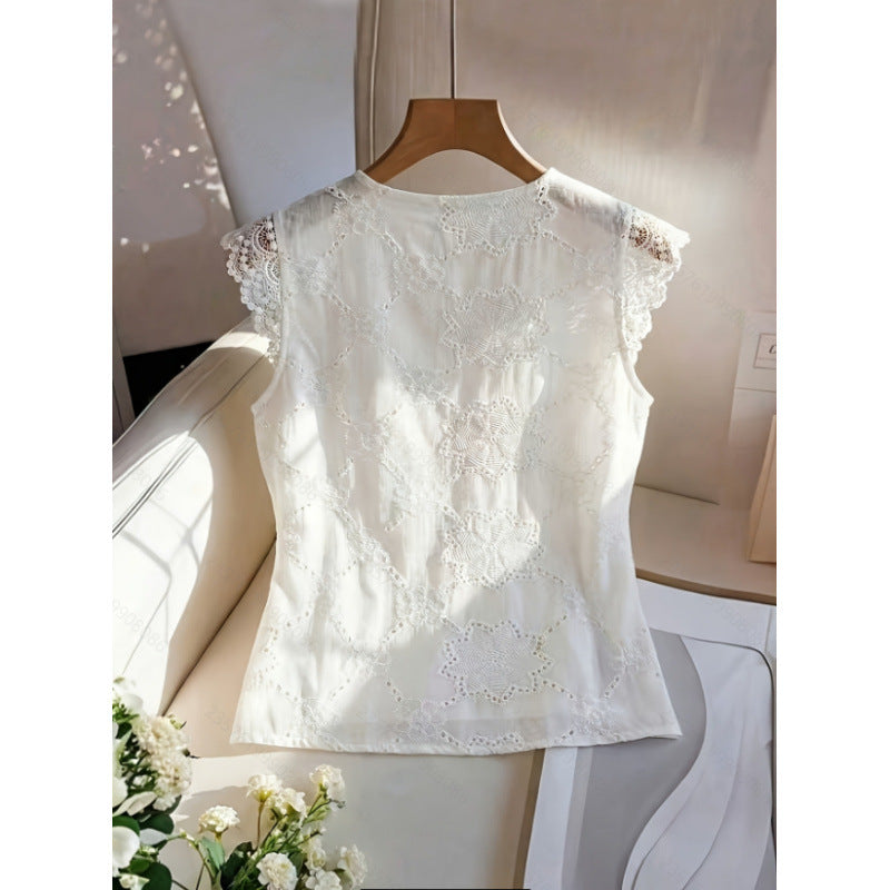 Damen Bluse mit Spitzenärmeln und Knopfdetails EB