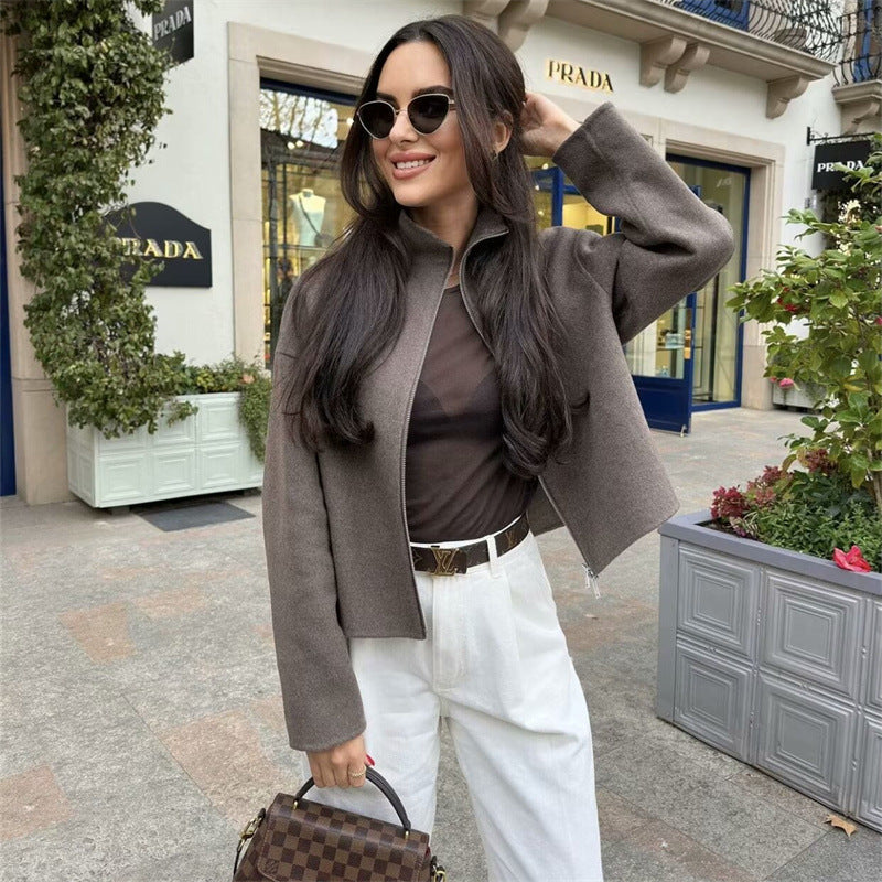 Damen lässige Steppjacke mit hohem Kragen und praktischen Taschen EB