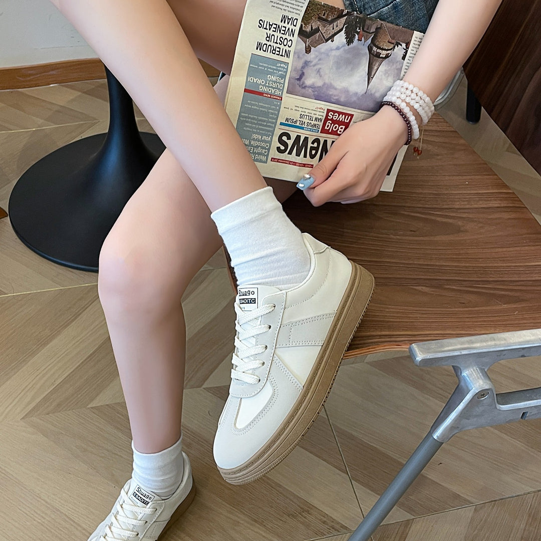 Damen Sportliche Sneakers mit rutschfester Sohle und atmungsaktiver Oberflächenstruktur EB