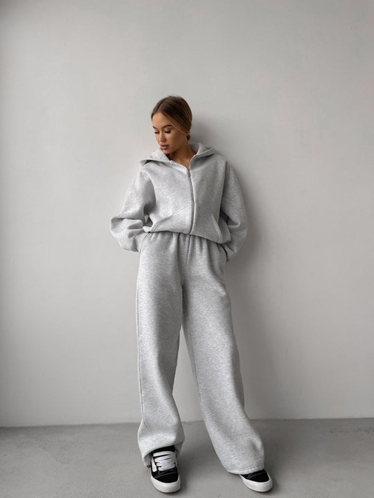 Damen Loungewear-Set EB: Oversized Zip-Hoodie mit Kapuze und weiter High-Waist Sweatpant aus Soft-Fleece