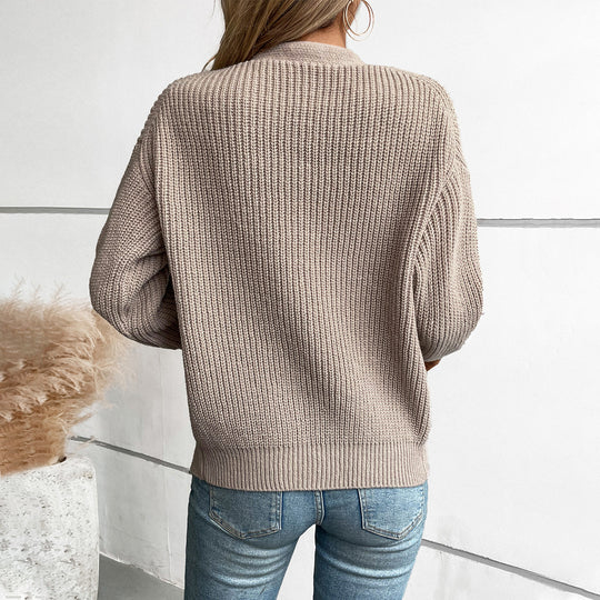 Damen Strickjacke mit tiefem V-Ausschnitt und praktischen Taschen EB