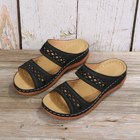 Damen Clogs mit elegantem Riemendesign und anatomischem Fußbett EB