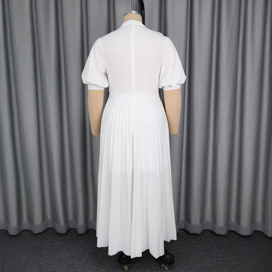 Damen Elegantes Maxikleid mit plissiertem Rock und Schlüsselausschnitt EB