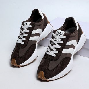 Damen Sportliche Retro Sneakers mit modischem Wildleder-Design EB