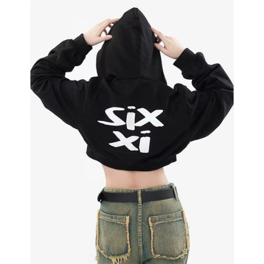 Damen nan cropped Kapuzenpullover im Streetwear-Style mit auffälligem Rückenprint und geripptem Saum EB