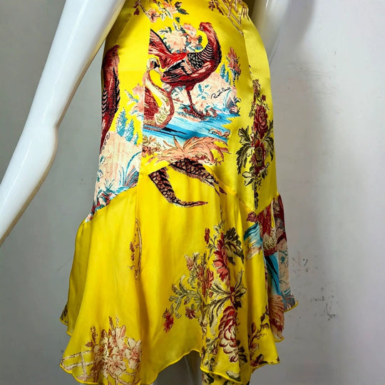 Damen Chiffonkleid mit floralen Bestickungen und asymmetrischem Saum EB