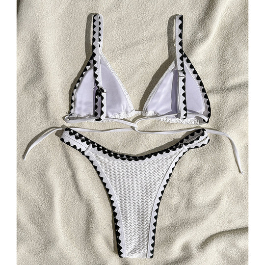 Damen Triangel-Bikini mit raffinierten Kontrastdetails EB