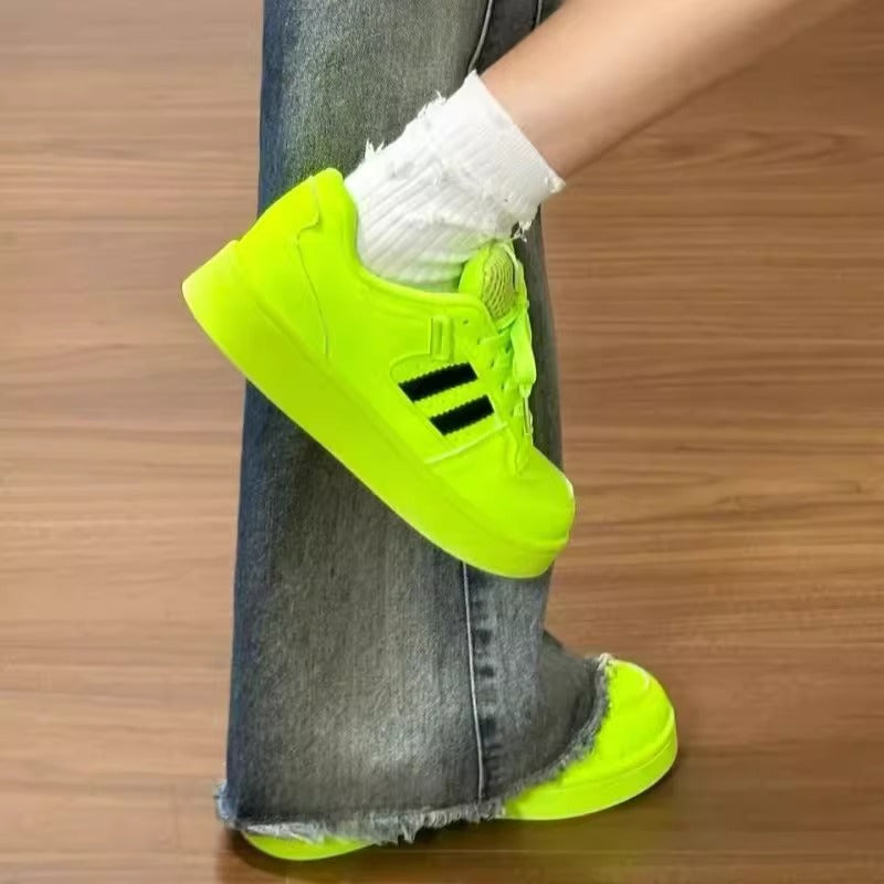 Damen Trendige Sneakers mit reflektierenden Akzenten und dämpfender Sohle EB