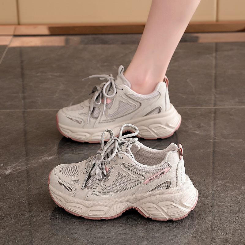 Damen Sportliche Sneakers mit atmungsaktiven Einsätzen und dämpfendem Komfort EB