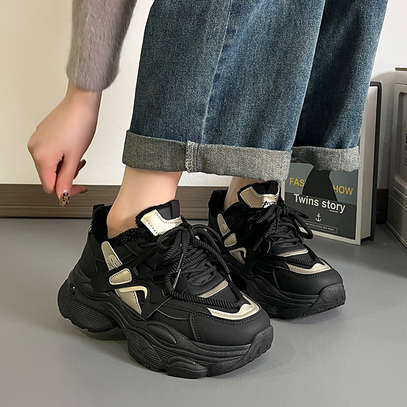 Damen Chunky Sneakers mit atmungsaktivem Obermaterial und stylishen Akzenten EB