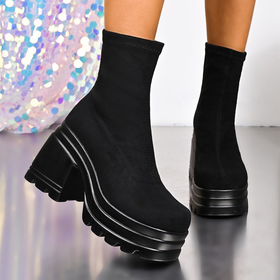 Damen Plateau Stiefeletten mit robuster Gummisohle und elastischem Schaft EB