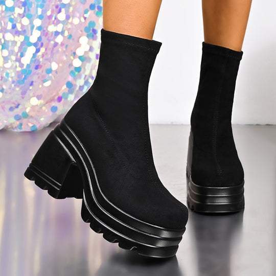Damen Plateau Stiefeletten mit robuster Gummisohle und elastischem Schaft EB