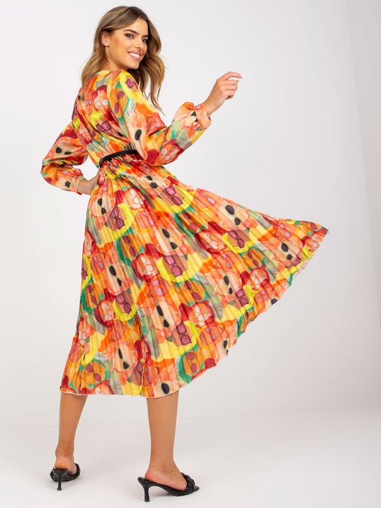 Damen Plisseekleid mit Wellenmuster und tailliertem Design EB