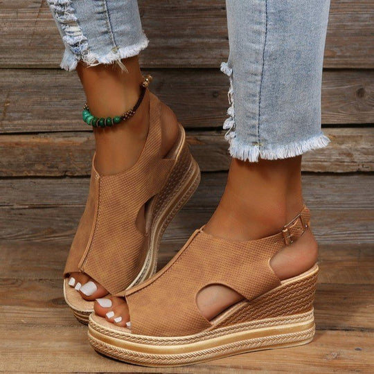 Damen Wedge-Pantoletten mit raffiniertem Riemendesign und komfortablem Fußbett EB