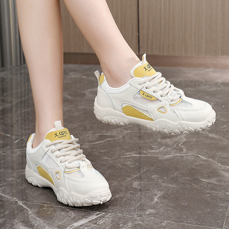 Damen Sportliche Freizeitsneaker mit atmungsaktiven Mesh-Einsätzen und griffiger Laufsohle EB