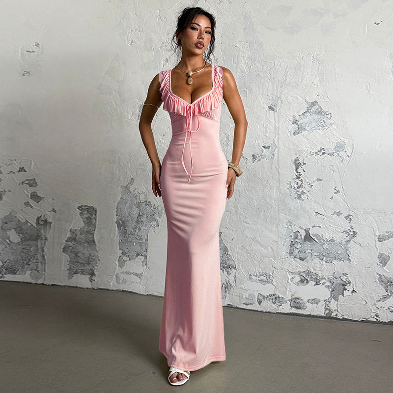 Damen figurbetontes Maxikleid mit Rüschendetails und tiefem Ausschnitt EB