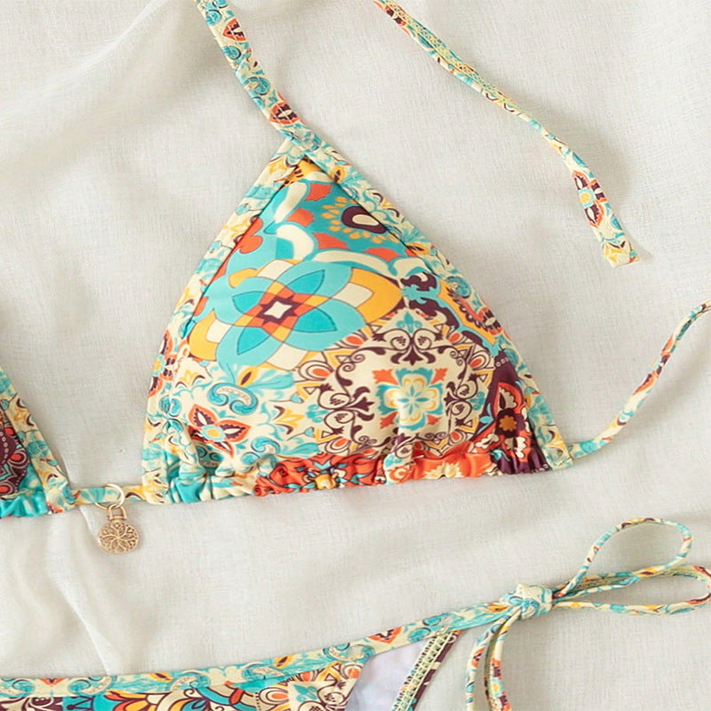 Damen Triangel-Bikini mit verspieltem Design und verstellbaren Bändern EB