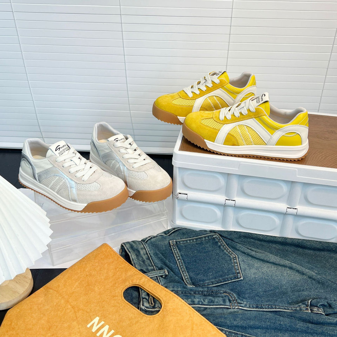 Damen Sportliche Sneakers mit atmungsaktivem Mesh und robustem Veloursleder EB
