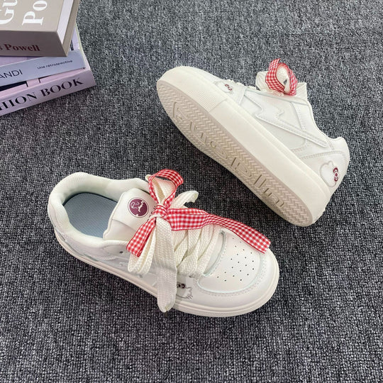 Damen Sneakers mit süßem Tierdesign und flauschigen Details EB