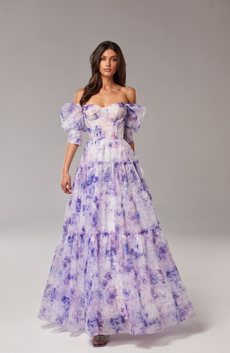 Damen Elegantes Maxikleid mit schulterfreien Rüschenärmeln und floralen Akzenten EB