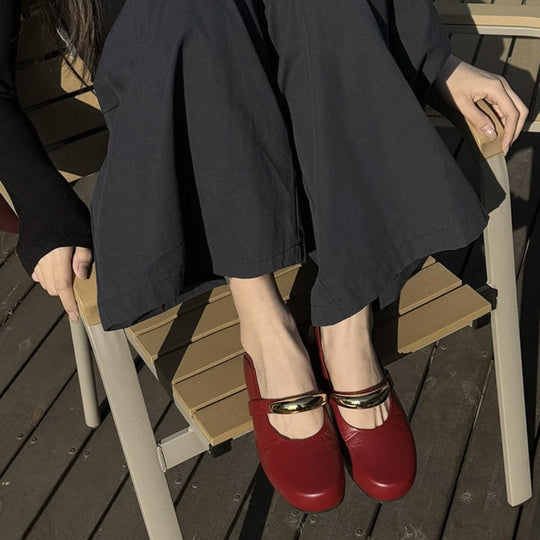Damen Elegante und komfortable Ballerinas mit modischem Riemchen EB