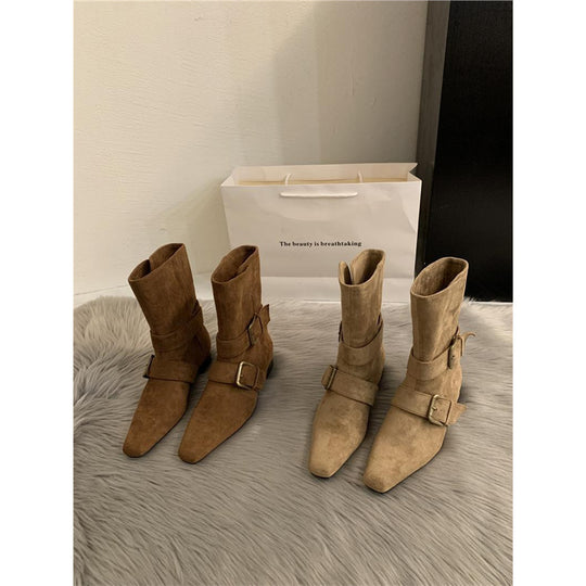 Damen Biker-inspirierte Mid-Boots aus Velourslederoptik mit spitzer Kappe und verstellbaren Gürtelschnallen EB