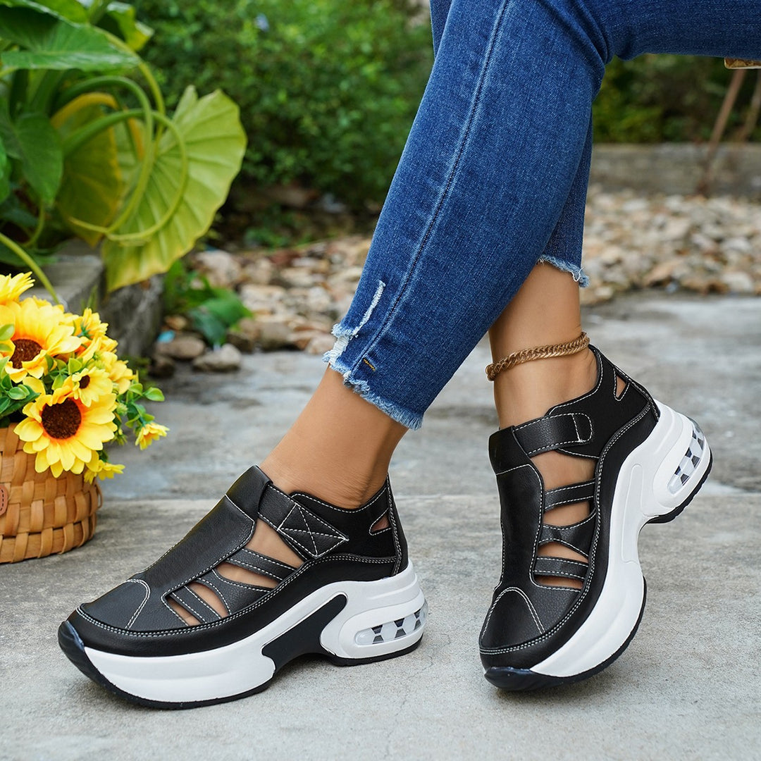 Damen Sportliche Sneaker mit luftiger Strickoberfläche und innovativem Dämpfungssystem EB