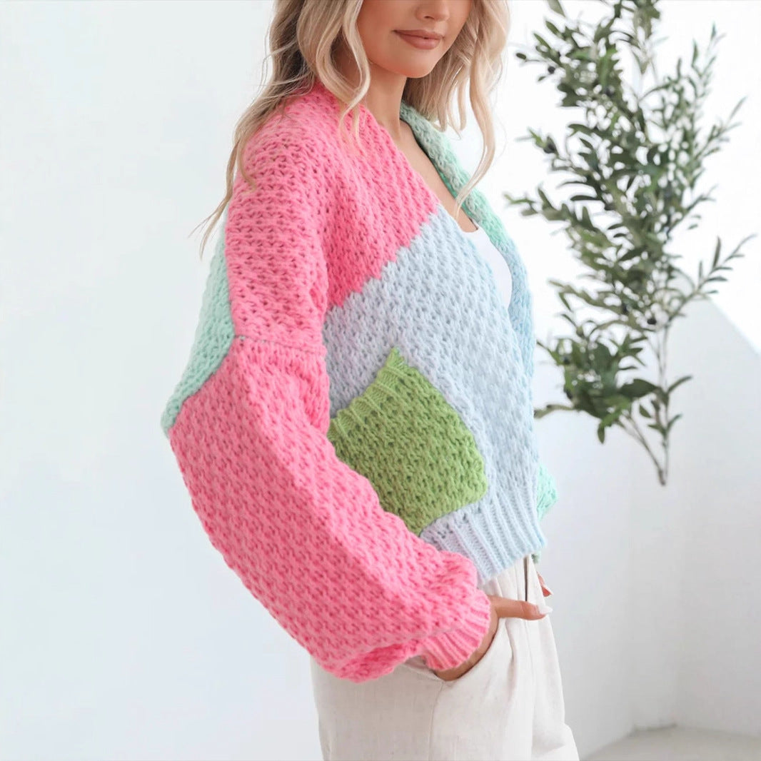 Damen kuschelige Strickjacke mit oversized Ärmeln und Farbkombination EB