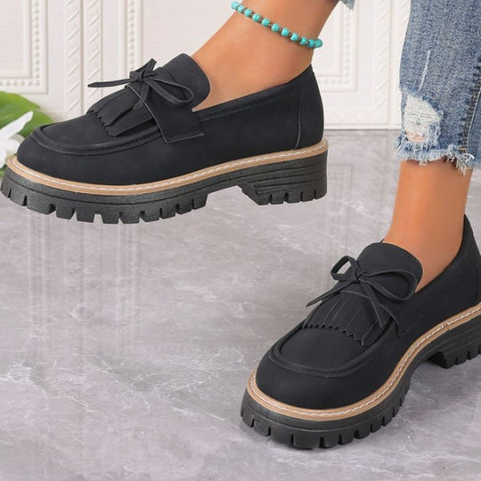 Damen Komfortable Slip-On Loafer mit fransigen Details EB