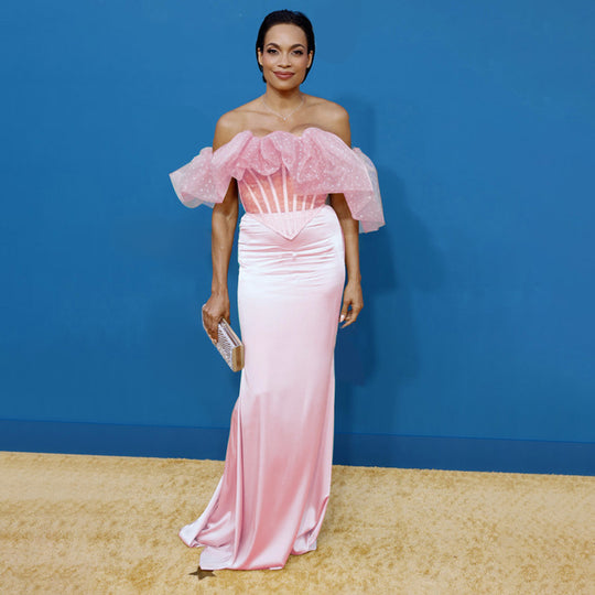 Damen Elegantes langes Abendkleid mit voluminösen Rüschen und figurformendem Design EB