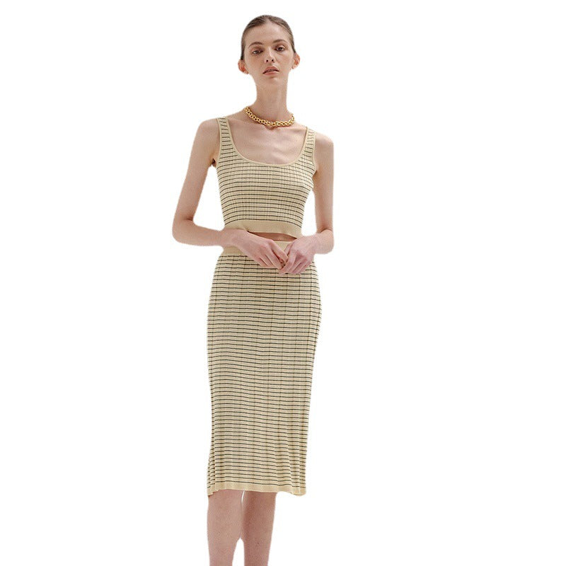 Damen elegantes Strickensemble mit Knopfleiste und hohem Kragen EB