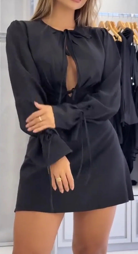 Damen zeitloses Minikleid mit tiefem V-Ausschnitt und Schleifenärmel EB