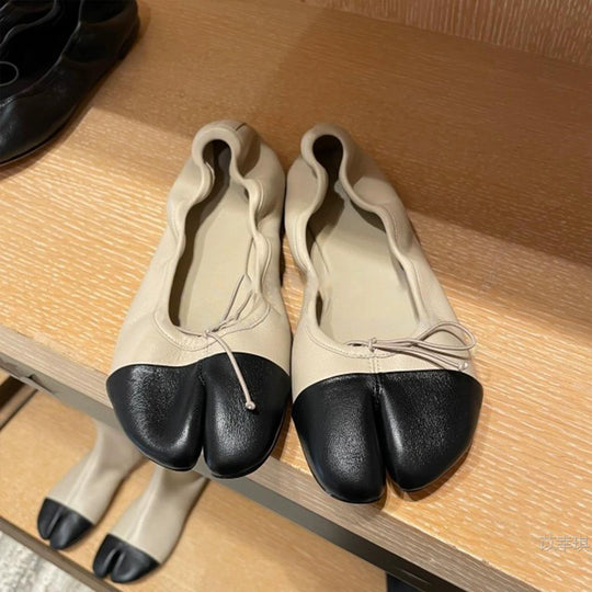 Damen Ballerinas mit abgerundetem Zehenbereich und schnürbarem Detail EB