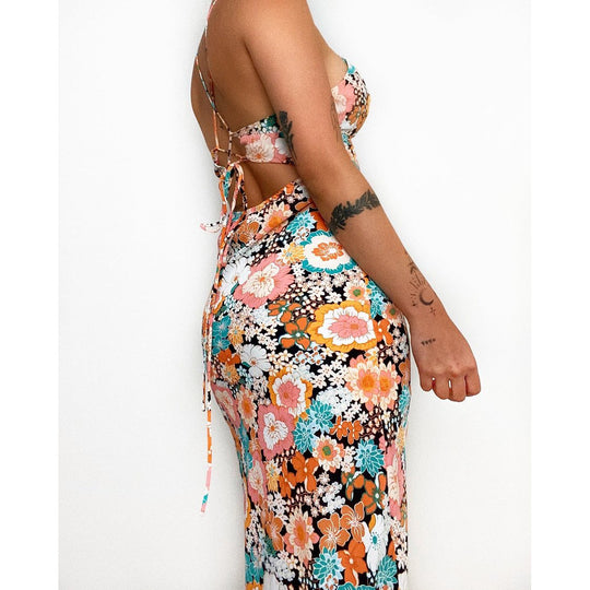 Damen Maxikleid mit tiefem V-Ausschnitt und seitlichem Schlitz EB