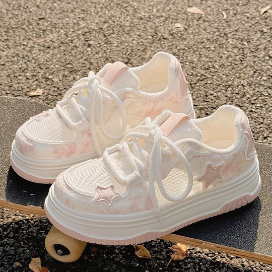 Damen Komfortable Sneaker mit modischem Sternenmotiv und atmungsaktiven Netzdetails EB