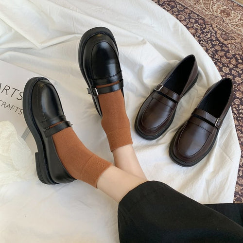 Damen elegante Mokassins mit modischem Schnallenakzent EB
