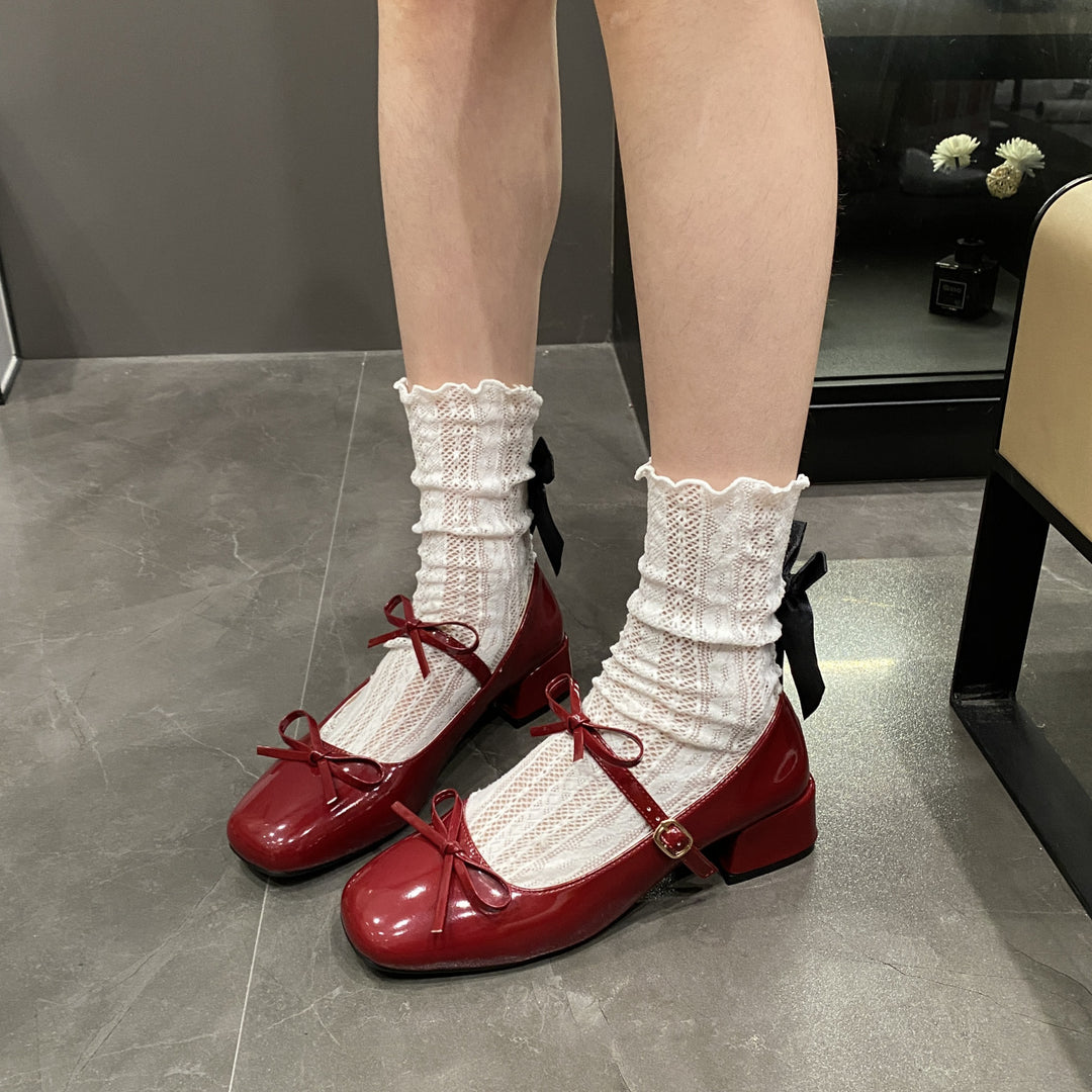Damen Elegante Ballerinas mit dekorativen Schleifen und hochwertiger Lack-Optik EB