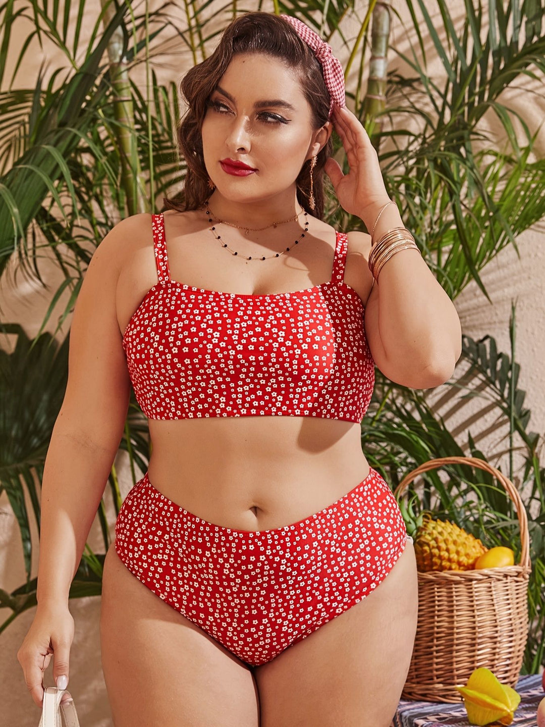 Damen Hochgeschnittener Bikini mit verspieltem Punktedesign EB