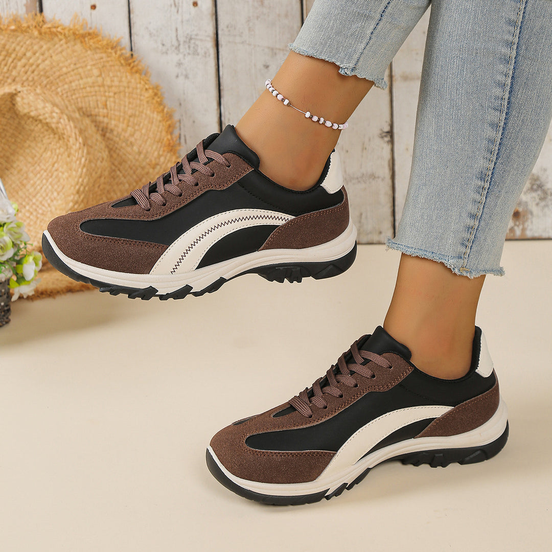 Damen sportliche Keil-Sneaker mit Velours-Overlays, profiliertem Trailsohle und gepolstertem Memory-Fußbett EB