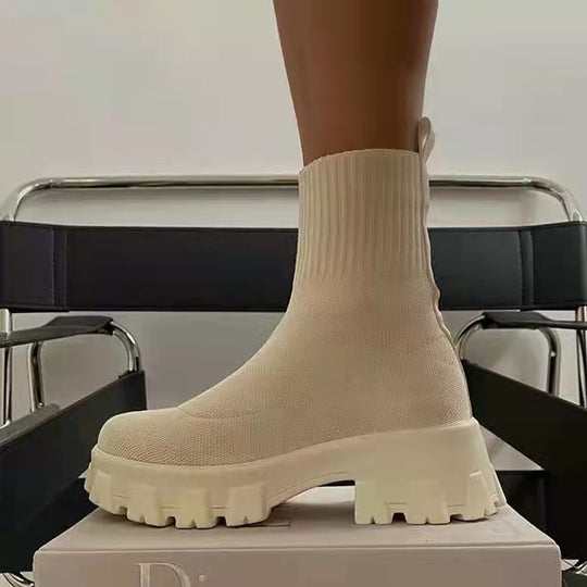 Damen Sock-Ankle-Boots mit grobem Offroad-Profil und elastischem Strickschaft EB