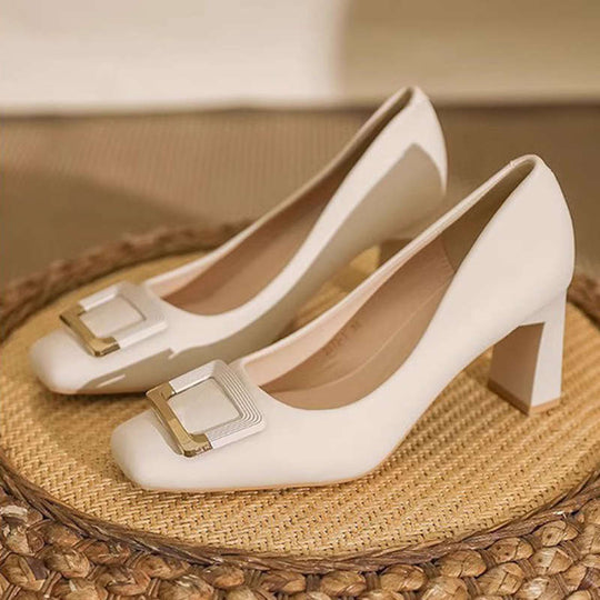 Damen Elegante und komfortable Pumps mit modischer Schnallenverzierung EB