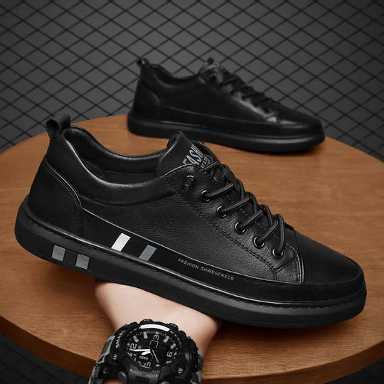 Herren Sneakers von hochwertigem Leder mit modischen Akzenten EB
