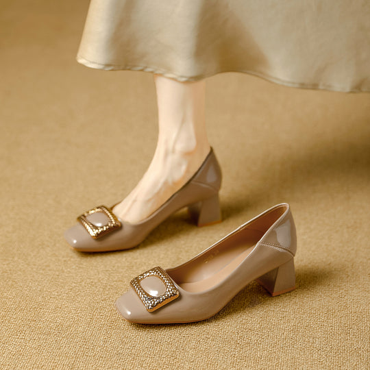 Damen elegante Lackpumps mit dekorativer Schnalle EB